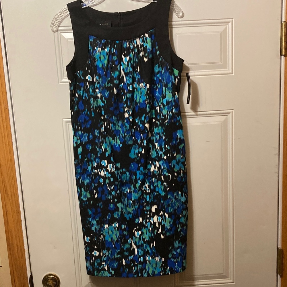 Sleeveless Floral Brushstroke Shift Dress in Black &‎ Blue 6 NWT